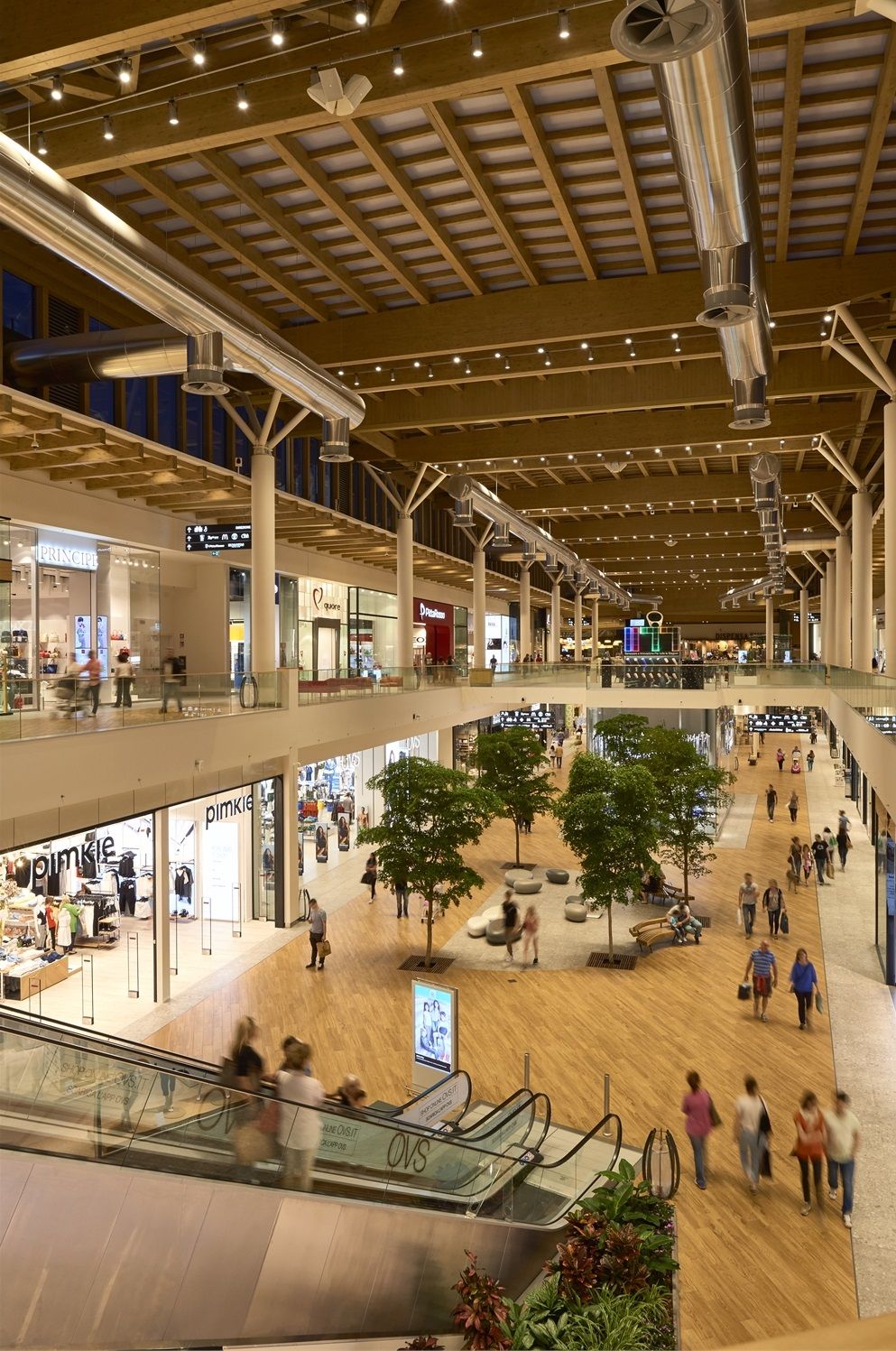 Retail & malls